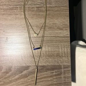 Delicate tri-layer necklace